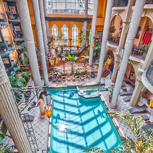 4* Hotel Plaza