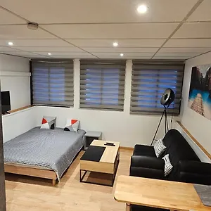 https://studio-climatis.fr-provencehotel.com